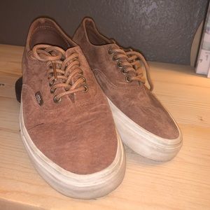 Suede Authentic skate vans